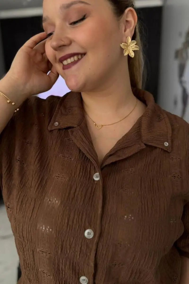 Camisa con encaje - 3